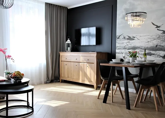 Apartamenty Royal Maris 3 - Najlepsza Lokalizacja W Ustce, Blisko Plazy I Portu, Bezplatny Parking, Scisle Centrum